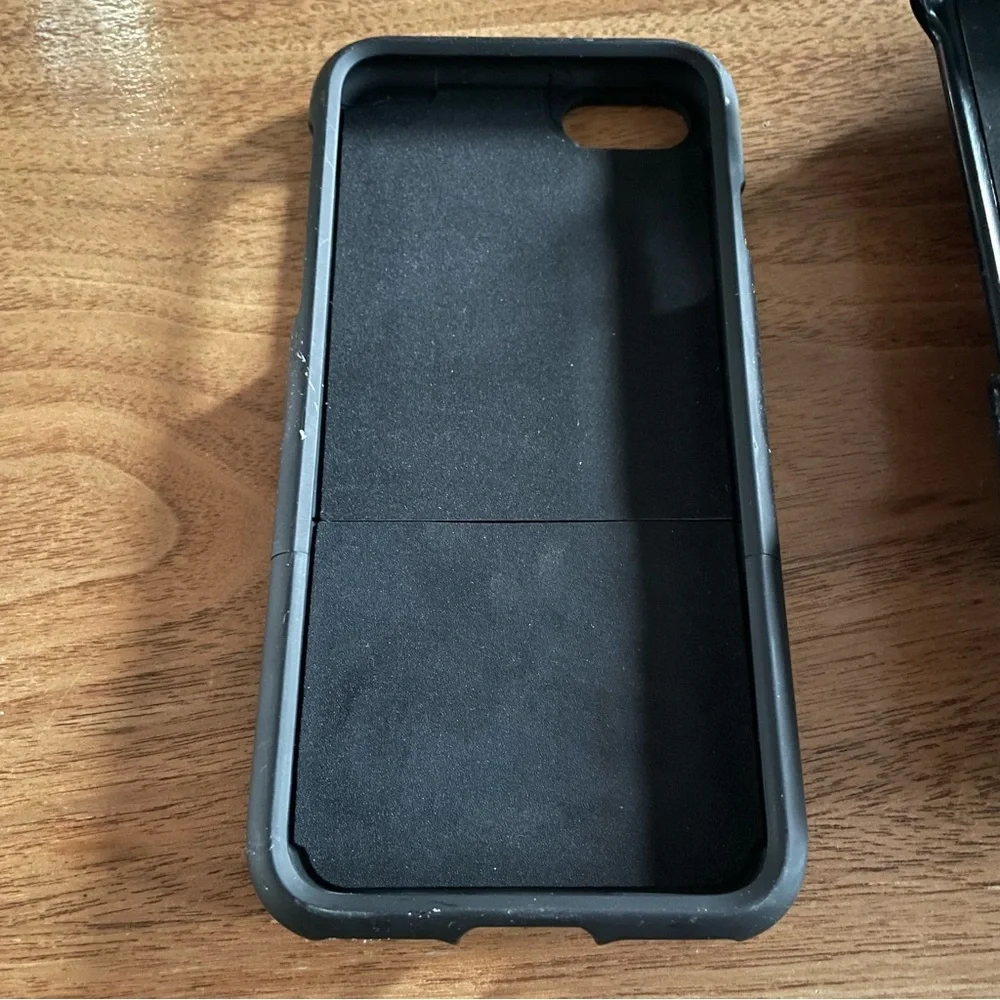 Platinum iPhone 7 protective case with holster